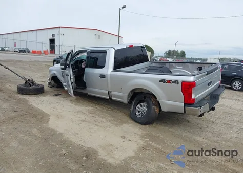 2017 Ford F-250 Xlt из США, поврежденный, VIN 1FT7W2BT0HEB38717